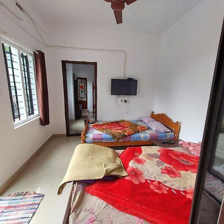 Greenpepperhomestay Munnar Anaviratty Buitenkant foto