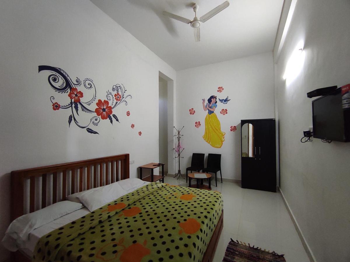 Greenpepperhomestay Munnar Anaviratty Buitenkant foto