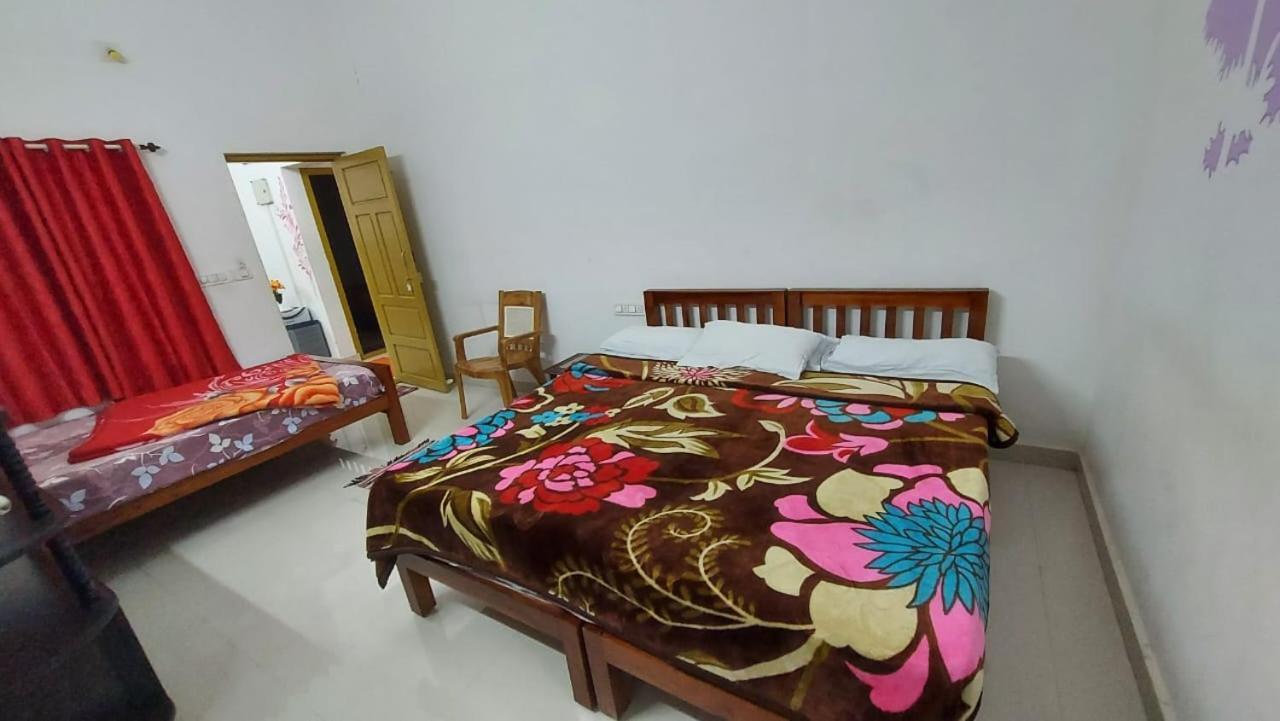 Greenpepperhomestay Munnar Anaviratty Buitenkant foto