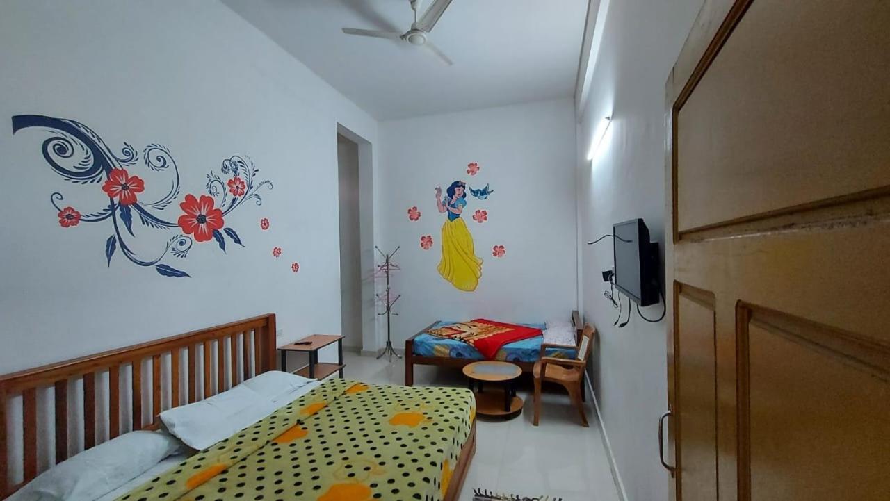 Greenpepperhomestay Munnar Anaviratty Buitenkant foto