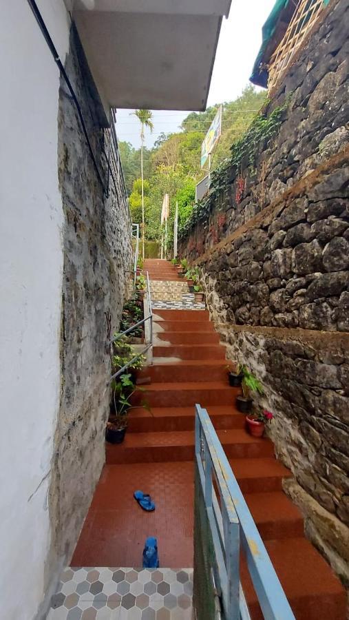 Greenpepperhomestay Munnar Anaviratty Buitenkant foto