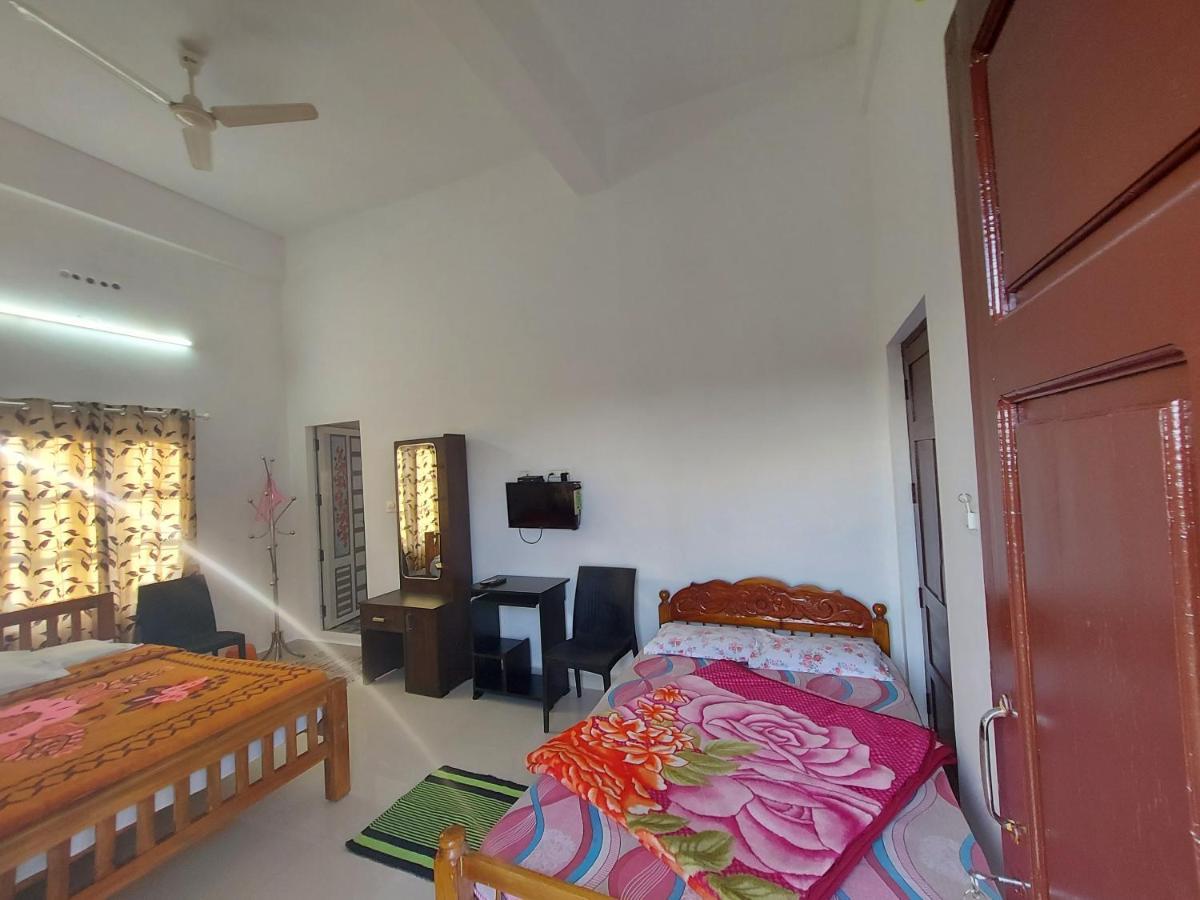 Greenpepperhomestay Munnar Anaviratty Buitenkant foto