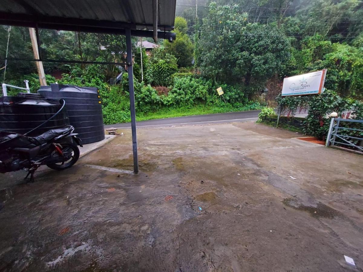 Greenpepperhomestay Munnar Anaviratty Buitenkant foto