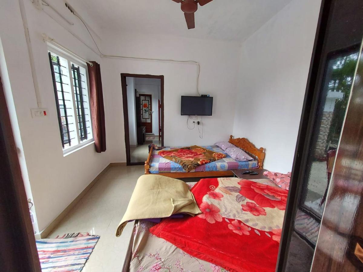 Greenpepperhomestay Munnar Anaviratty Buitenkant foto