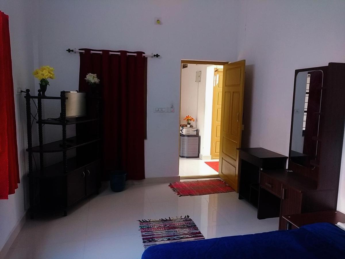 Greenpepperhomestay Munnar Anaviratty Buitenkant foto